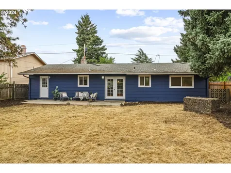 816 Se 153rd Avenue Portland OR 97233