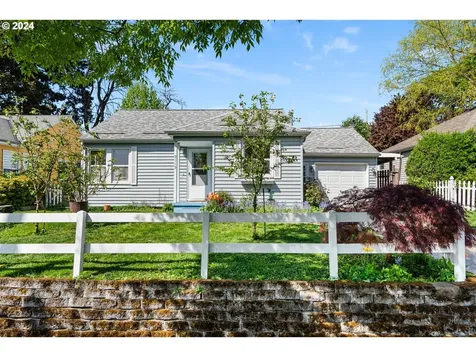 9115 Se Alder Street Portland OR 97216