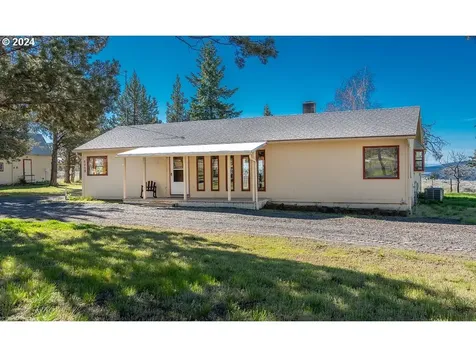 8205 Sw Sand Ridge Road Terrebonne OR 97760