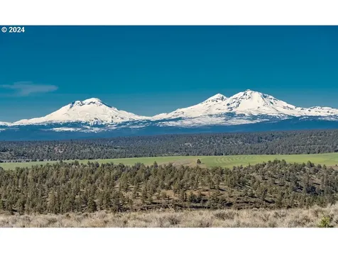 8205 Sw Sand Ridge Road Terrebonne OR 97760