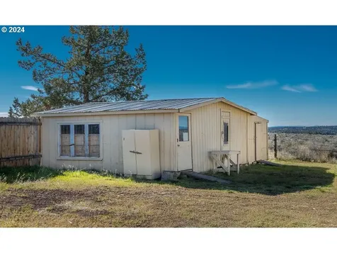 8205 Sw Sand Ridge Road Terrebonne OR 97760