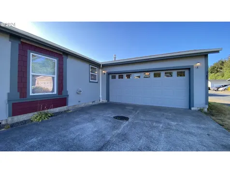 4289 Se Heron Loop Lincoln City OR 97367