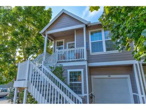 346 Ne Roth Street Portland OR 97211