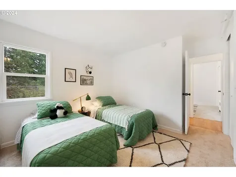8118 Se 60th Avenue Portland OR 97206