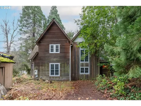 1958 S Military Road Portland OR 97219