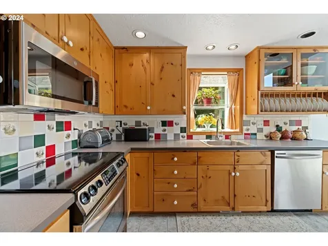 340 Council Hill Road Lakeside OR 97449