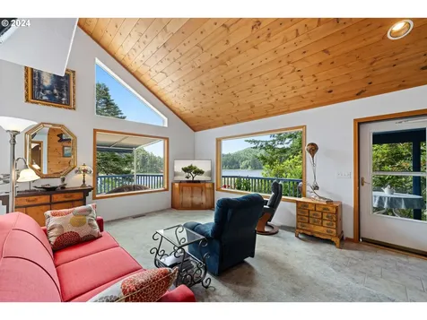 340 Council Hill Road Lakeside OR 97449