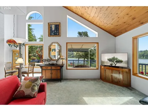 340 Council Hill Road Lakeside OR 97449