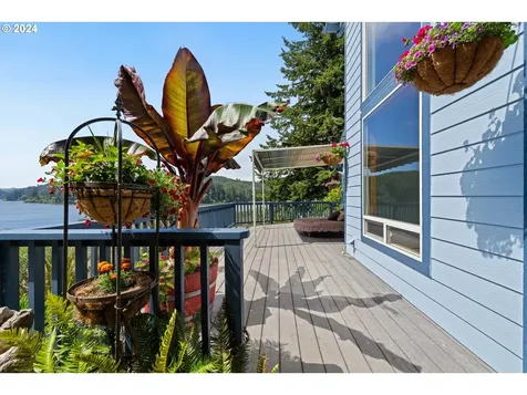 340 Council Hill Road Lakeside OR 97449