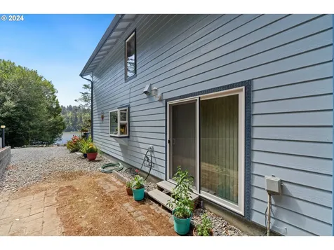 340 Council Hill Road Lakeside OR 97449