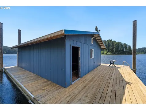 340 Council Hill Road Lakeside OR 97449