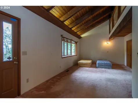 1051 Garden Grove Drive Roseburg OR 97471