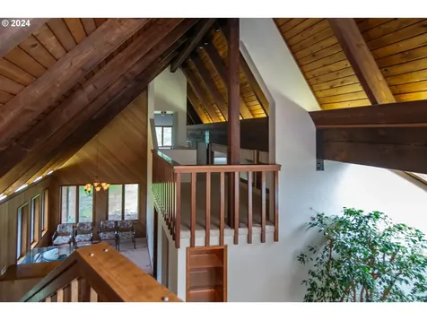 1051 Garden Grove Drive Roseburg OR 97471