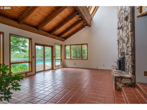 1051 Garden Grove Drive Roseburg OR 97471