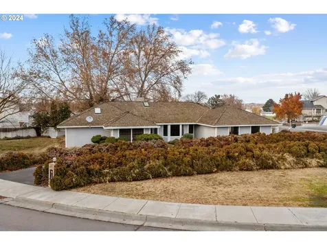 915 E Tamarack Avenue Hermiston OR 97838