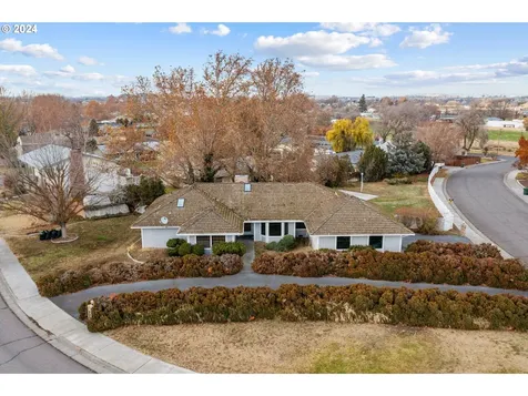 915 E Tamarack Avenue Hermiston OR 97838