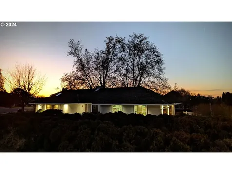 915 E Tamarack Avenue Hermiston OR 97838