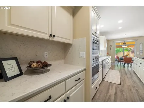 6555 Nw 165th Avenue Portland OR 97229