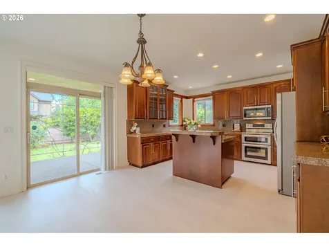 8614 NE 33rd Street Vancouver WA 98662