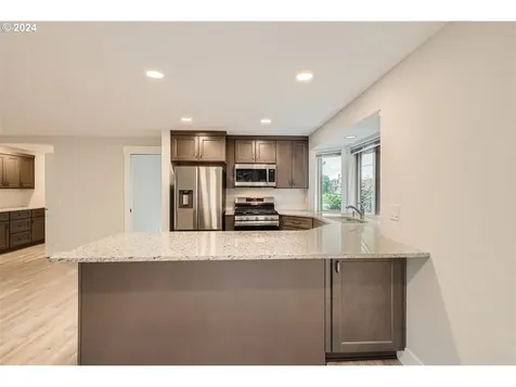 15606 Se 23rd Street Vancouver WA 98683