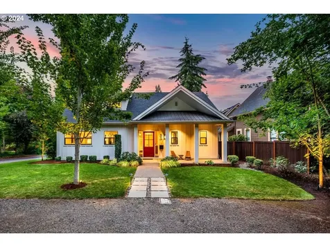 490 G Avenue Lake Oswego OR 97034