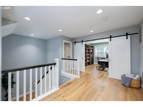 490 G Avenue Lake Oswego OR 97034