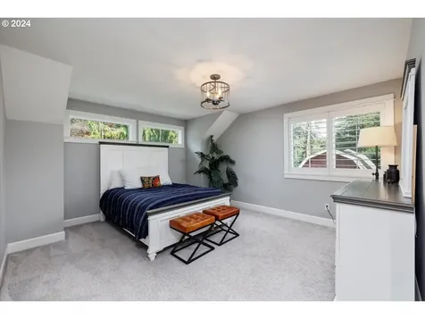 490 G Avenue Lake Oswego OR 97034