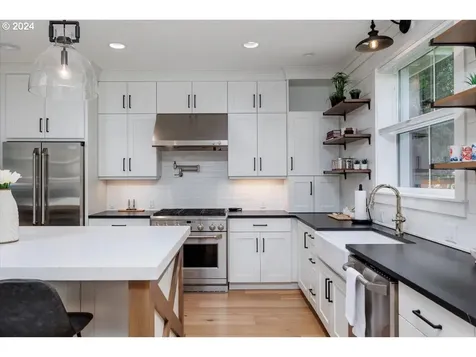 490 G Avenue Lake Oswego OR 97034