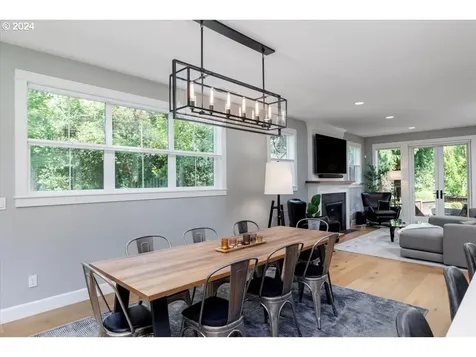 490 G Avenue Lake Oswego OR 97034