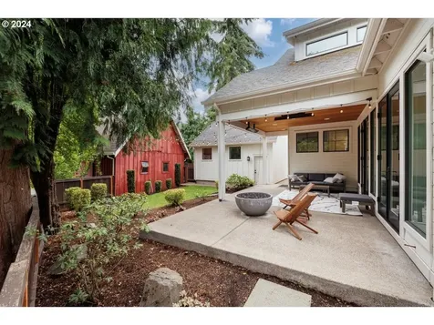 490 G Avenue Lake Oswego OR 97034