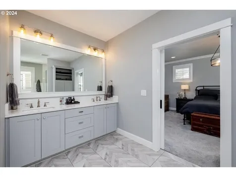 490 G Avenue Lake Oswego OR 97034