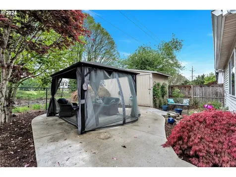 2379 N Fremont Street Cornelius OR 97113