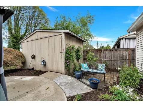 2379 N Fremont Street Cornelius OR 97113
