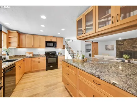 1865 Sylvan Street Eugene OR 97403