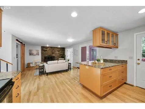 1865 Sylvan Street Eugene OR 97403