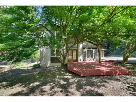 1865 Sylvan Street Eugene OR 97403