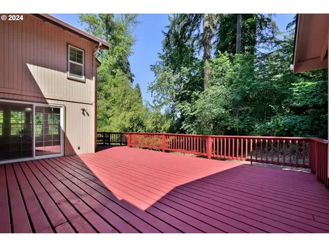 1865 Sylvan Street Eugene OR 97403
