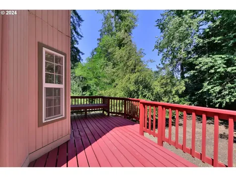 1865 Sylvan Street Eugene OR 97403