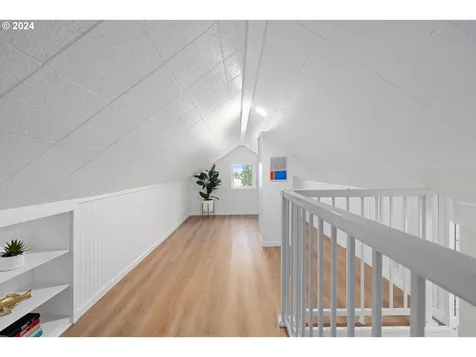 1313 3rd Street Astoria OR 97103