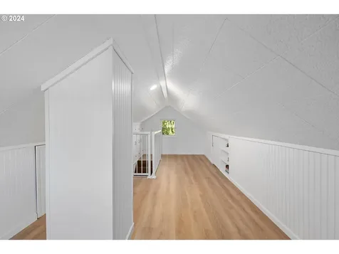 1313 3rd Street Astoria OR 97103
