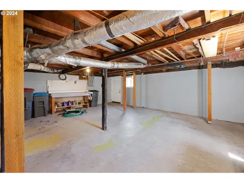 1313 3rd Street Astoria OR 97103
