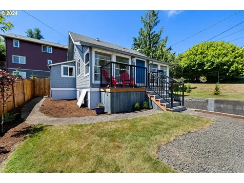 1313 3rd Street Astoria OR 97103