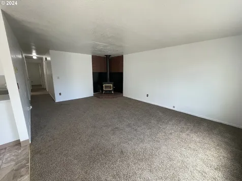 1684 29th Street Florence OR 97439