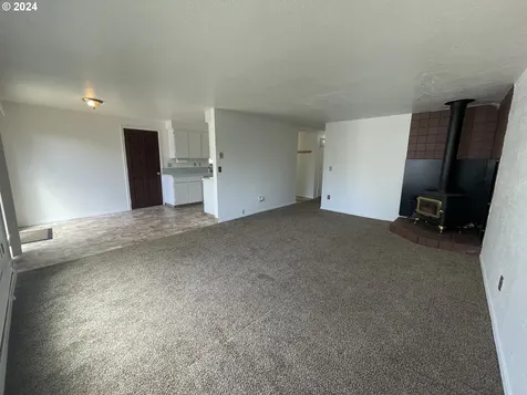 1684 29th Street Florence OR 97439