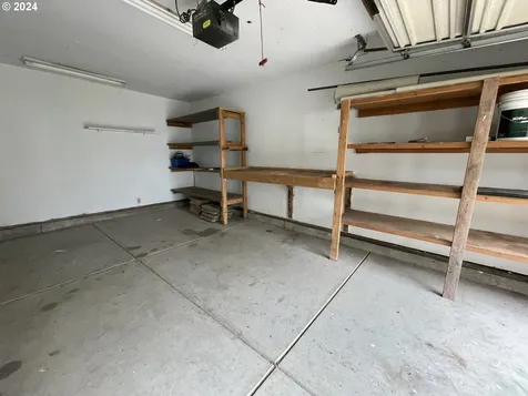 1684 29th Street Florence OR 97439