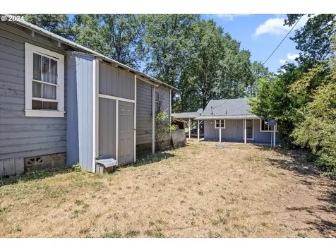 215 Major Drive Glendale OR 97442
