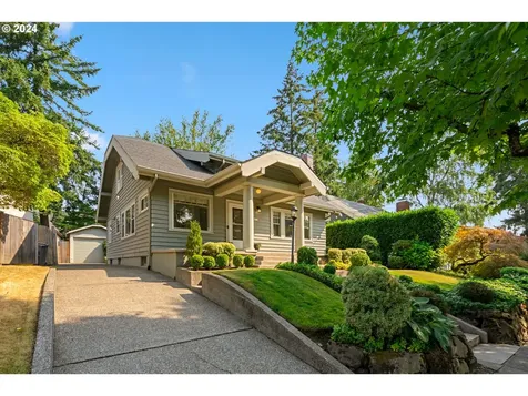 3273 Ne Alameda Street Portland OR 97212