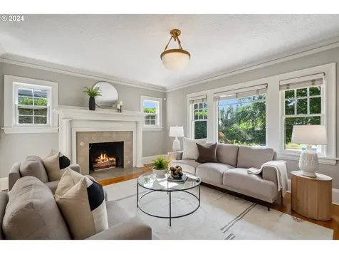 3273 Ne Alameda Street Portland OR 97212