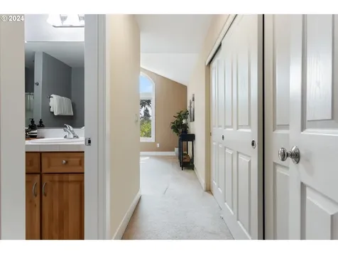 9650 Sw Lodestone Drive Beaverton OR 97007