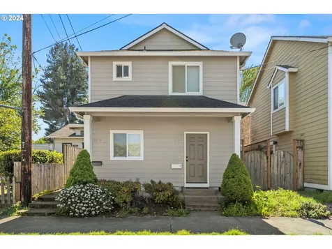 2210 Se Ellis Street Portland OR 97202